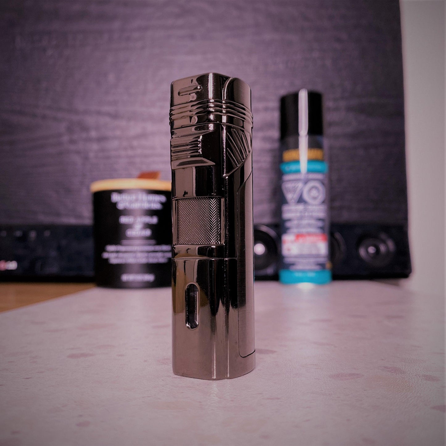 Windproof Pinksaber lighter 