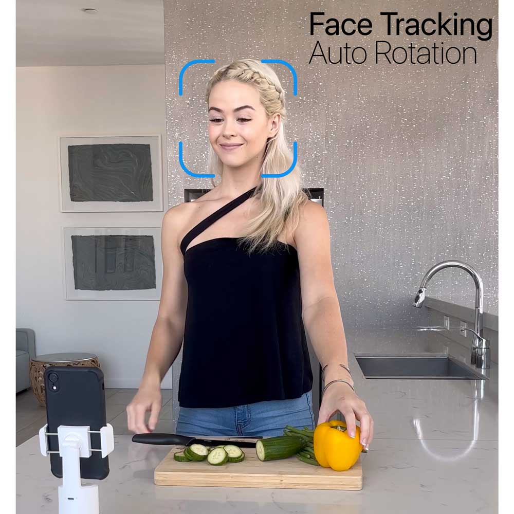 Auto-Tracking Smartphone Base